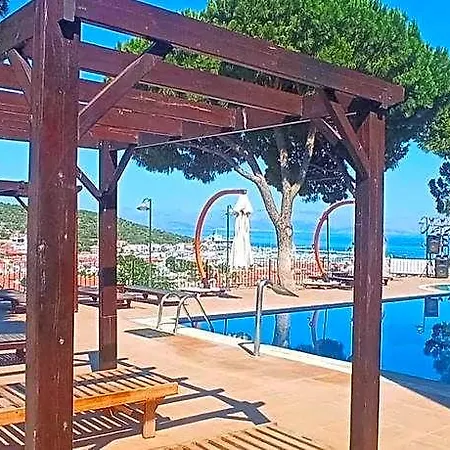 Solmaz Deluxe Hotel 3*