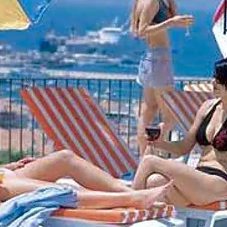 فندق Solmaz Deluxe Çeşme