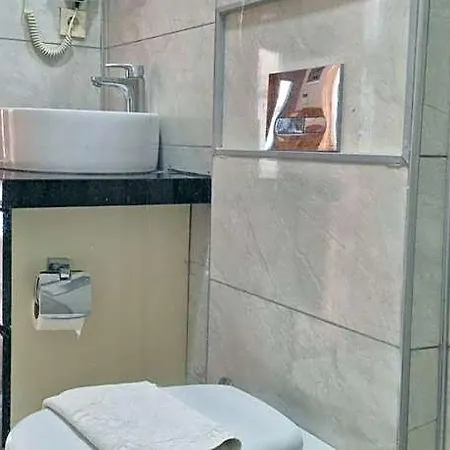 Solmaz Deluxe فندق Çeşme