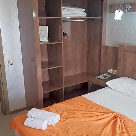 Solmaz Deluxe Çeşme